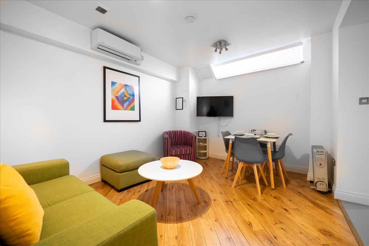 Property Image 00f6c4f7-3dff-4320-8b34-ec0f5b67d615