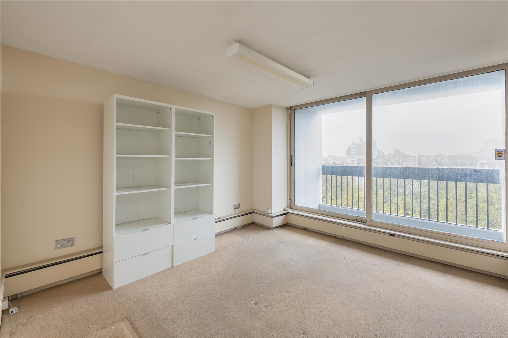Property Image 00f9c84f-1179-44ac-8131-3563a44d3e80