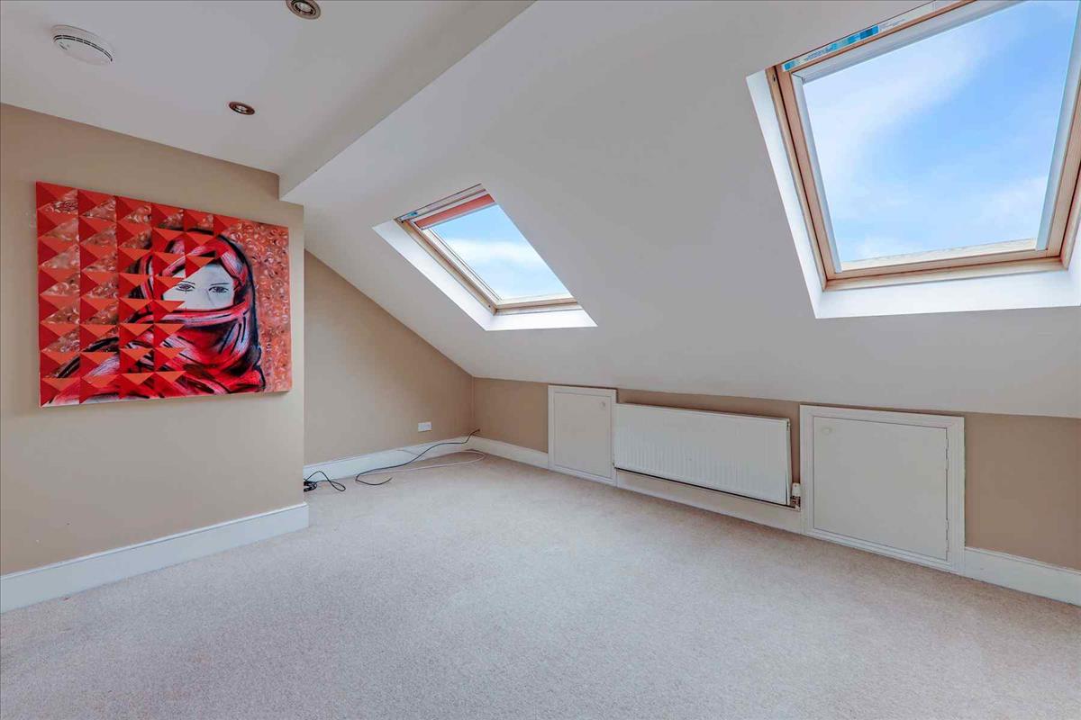 Property Image 00fedeff-f655-4aef-b5a6-5cec12997dde
