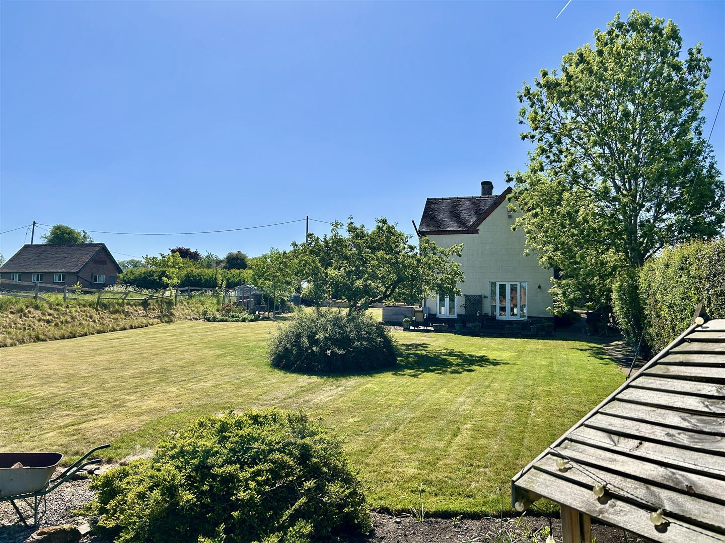Property Image 01061e98-d291-4319-be9d-f50b62908ca2