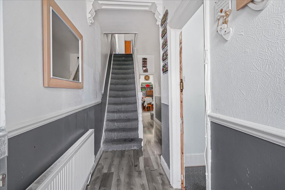 Property Image 010d45a8-781c-4f24-aa57-7a12d70ee1c1