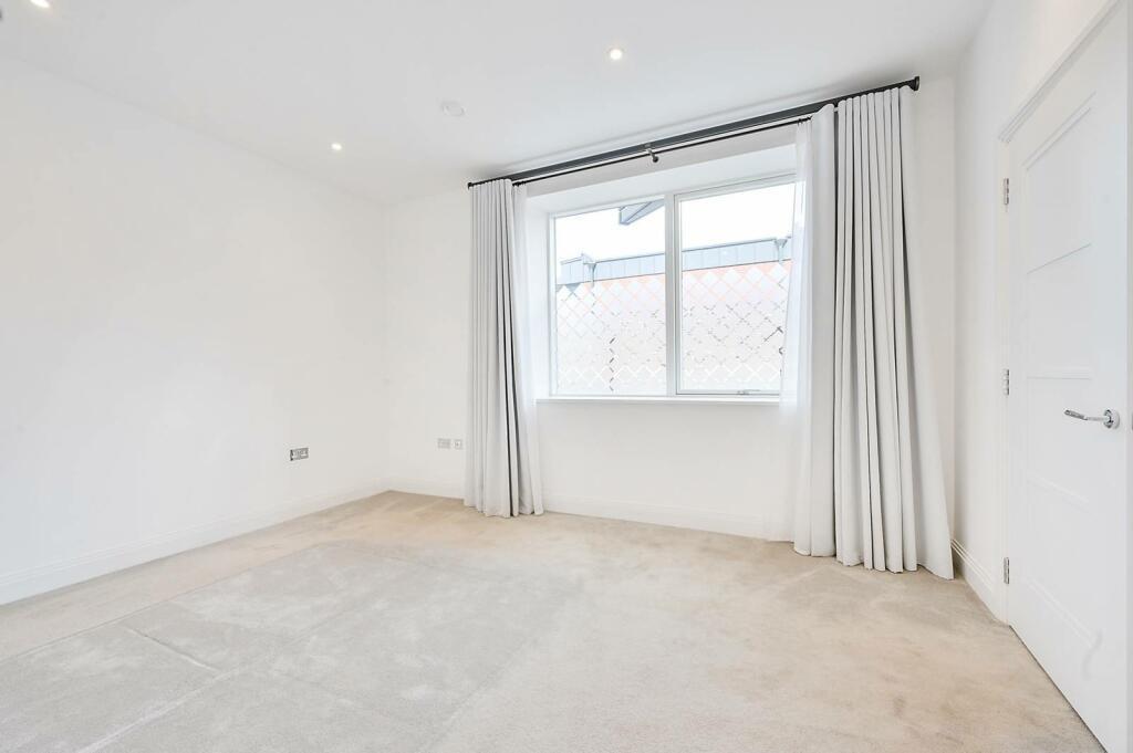 Property Image 010e6080-6b90-4caa-b8cd-232b735f34f7