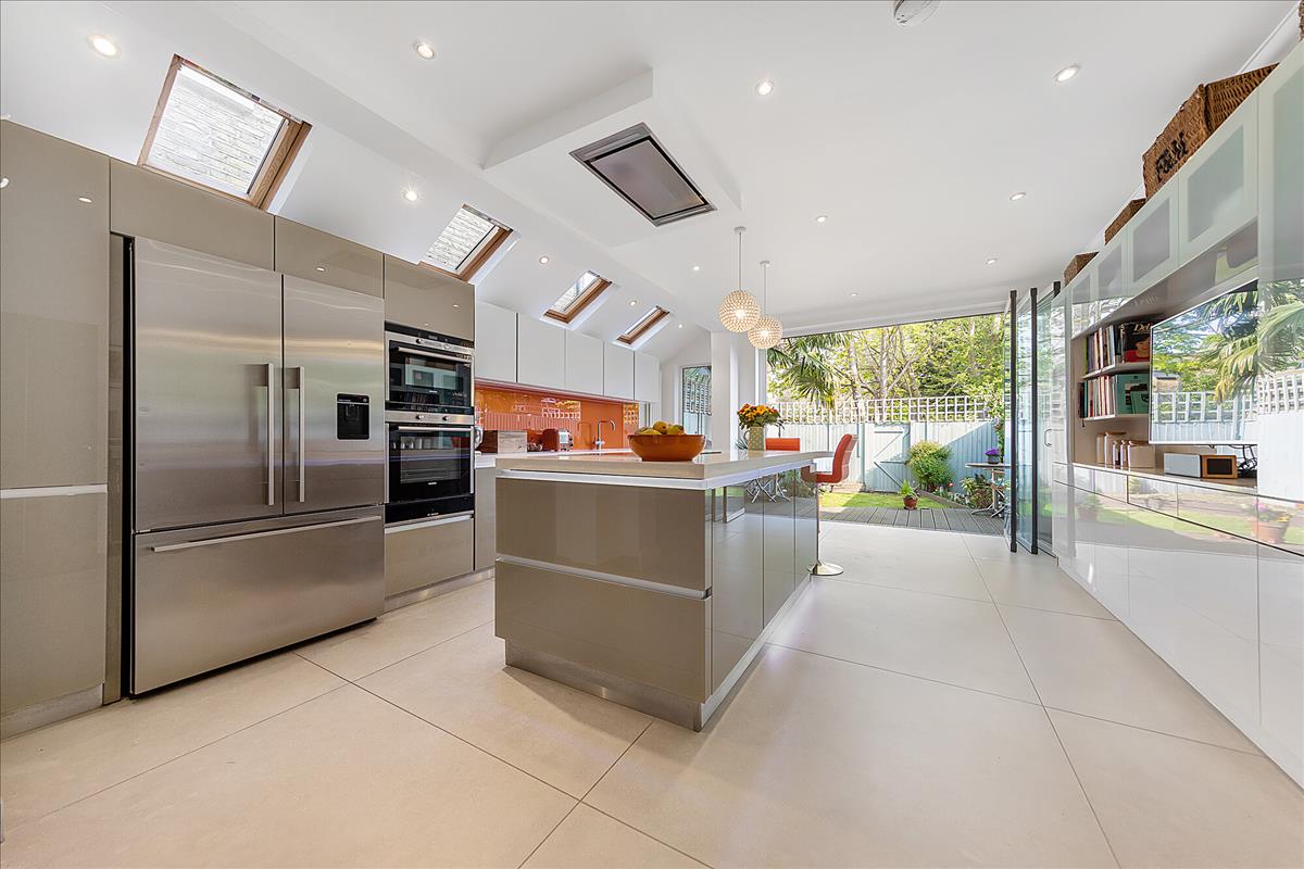 Property Image 0113ee0f-a7ae-4d47-ae56-6d0a29481a22