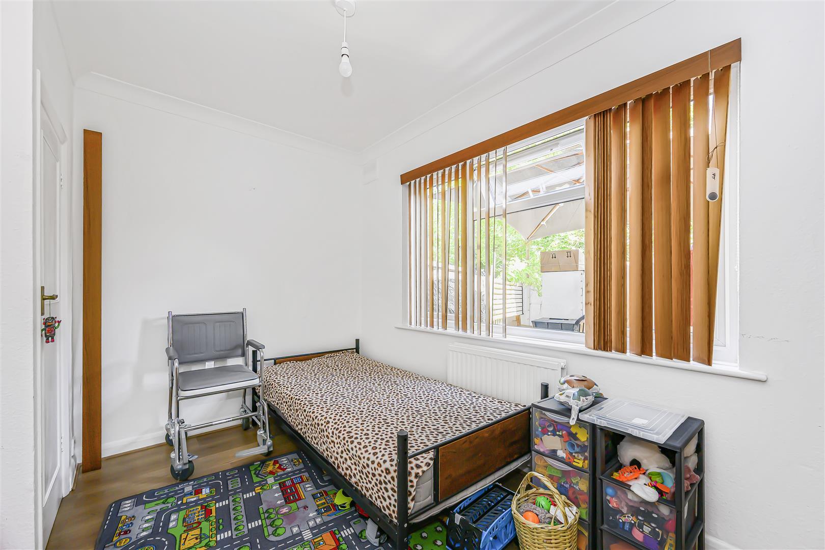 Property Image 011578d7-8b30-42ff-bb50-ba4a2a8a4574
