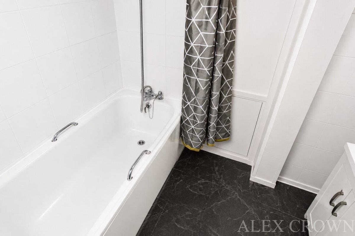 Property Image 013f6b37-79ae-4394-9c55-ae3bf362ff00