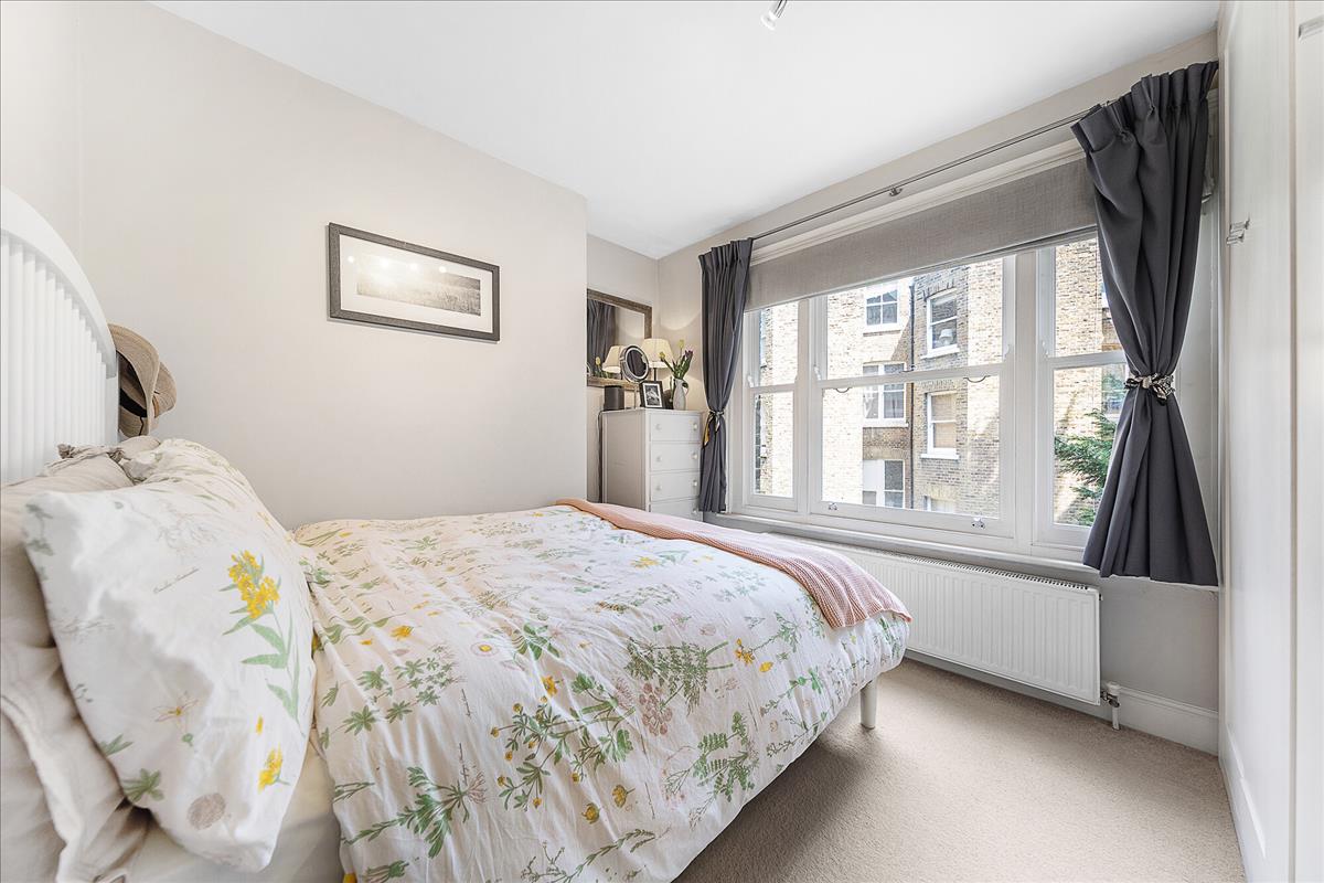 Property Image 01499779-b1fa-4d82-bd9b-ea574d893d9e