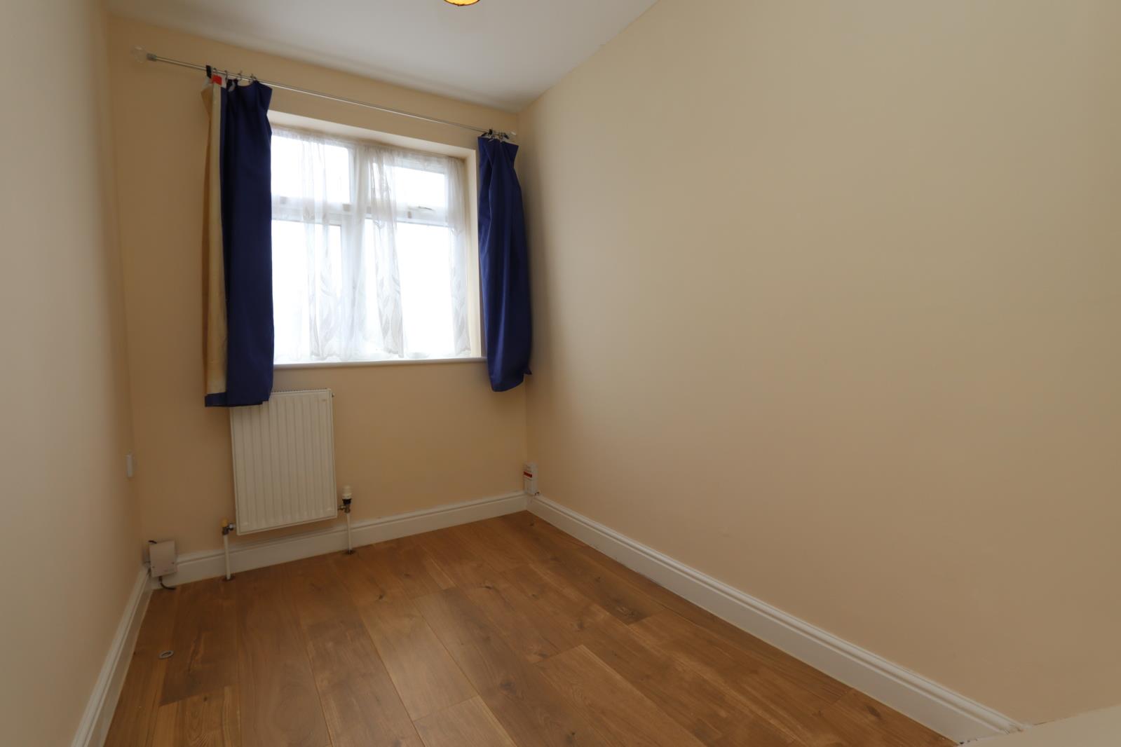 Property Image 01586e5b-8d38-460f-a56b-f7230d8326b1