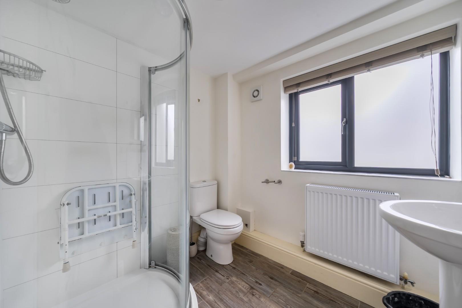 Property Image 015a3d84-b502-4664-ab53-4ce086557330