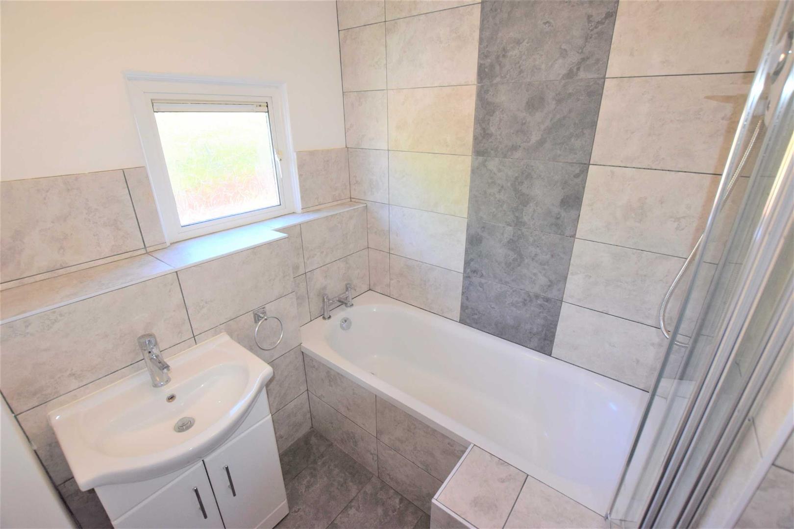 Property Image 0170f717-7b91-4ff9-969d-cb88ae2895a2