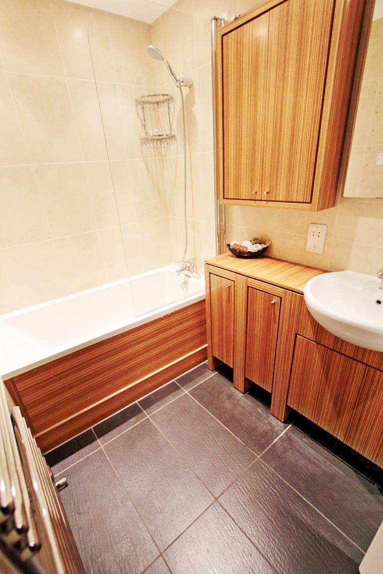 Property Image 01725d19-ad45-4e00-b235-91820fdd5659