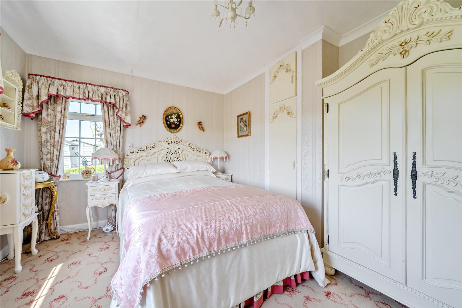 Property Image 017eff6c-cb78-43c1-bea8-3ec29c1cbd84