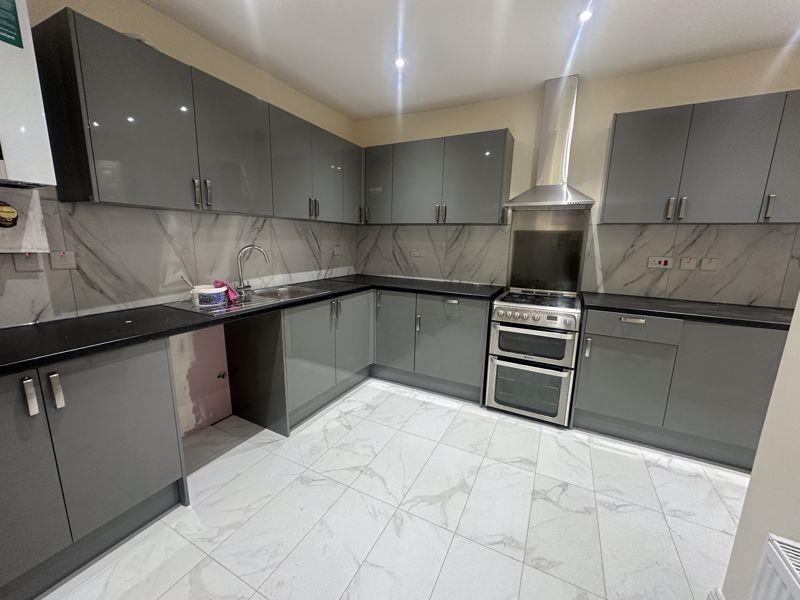 Property Image 0182b9ab-993c-402e-b6e5-1f700fdd4c35