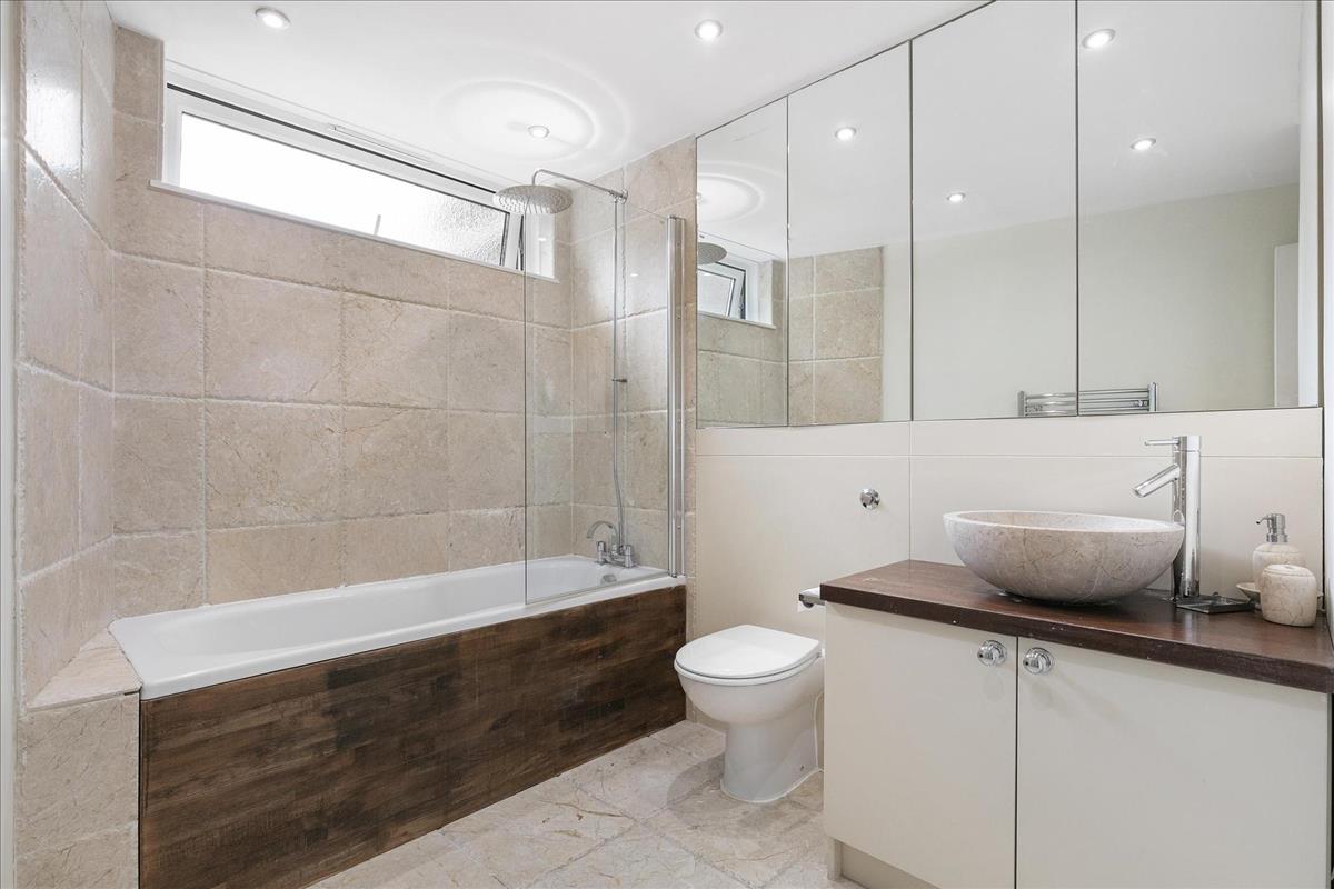 Property Image 01858573-ed4d-40fc-a2fc-1cfa1c502312