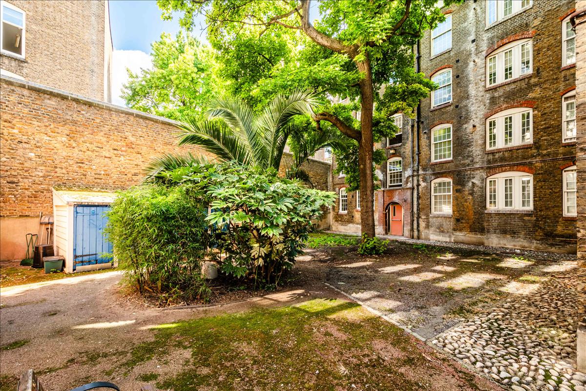 Property Image 019e1d9c-7457-4665-a95b-9a7b0bc55e50