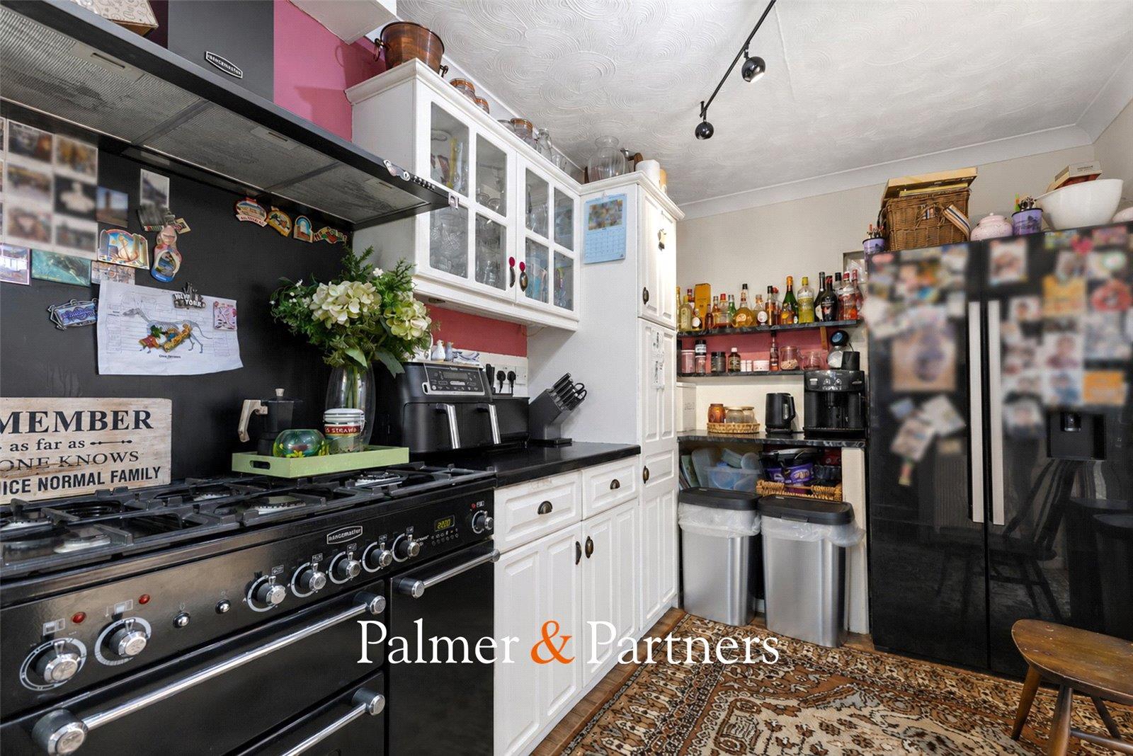 Property Image 019ecba3-6064-4f0d-9b93-e17b3adc1e8b