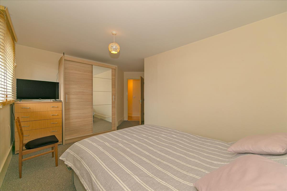 Property Image 01a8cefc-1e3e-4c95-a75b-2477df58b4b6
