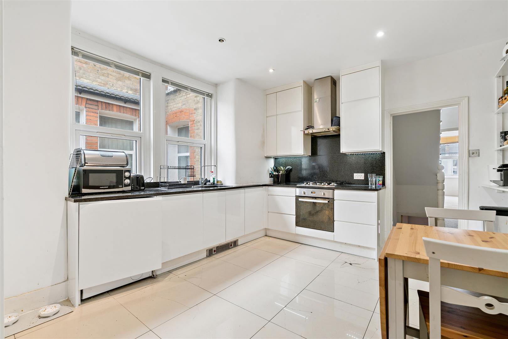 Property Image 01b03448-bd98-4dd7-8bd6-19c7f027822c