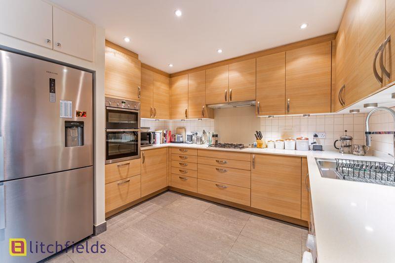 Property Image 01bc835d-3213-4730-af75-4853e049e080
