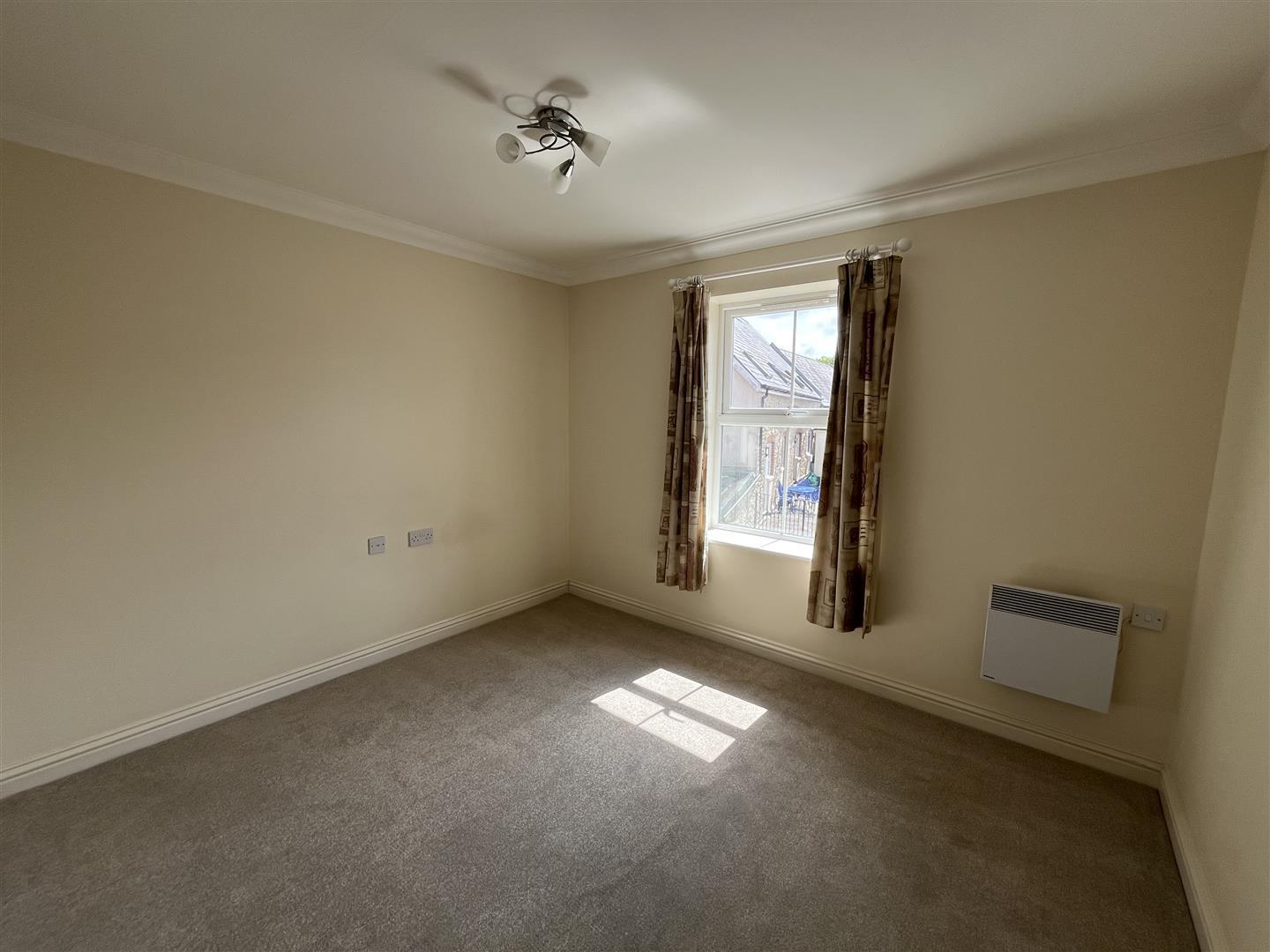 Property Image 01bccad6-0ab8-4b10-807a-081479d68c6f