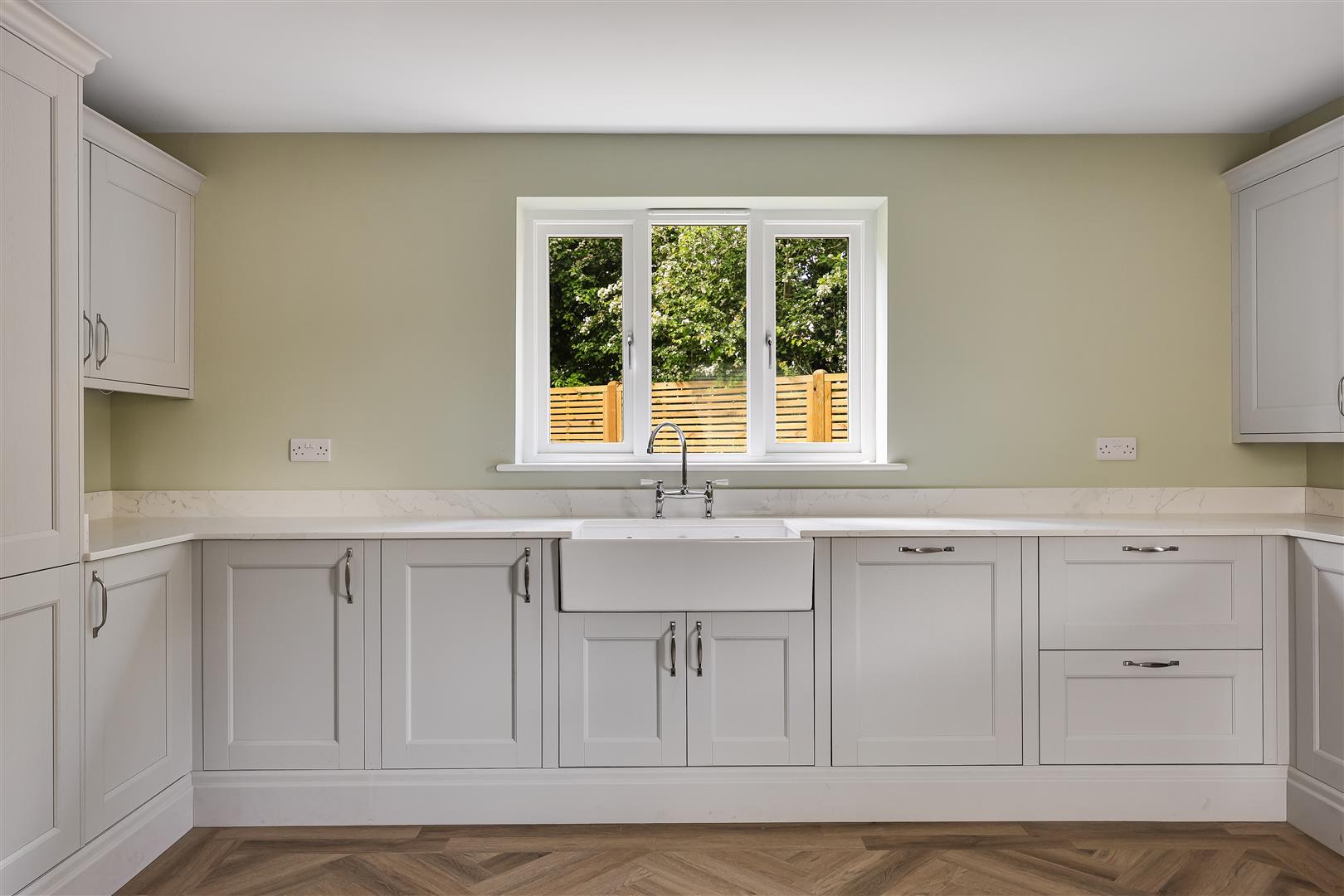 Property Image 01c0dc02-03e6-4282-9077-c0e6165d6290