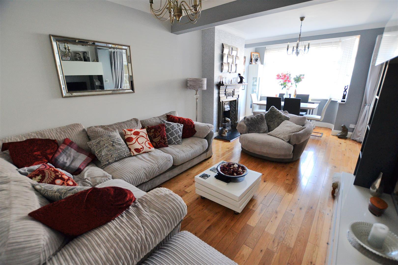 Property Image 01d05e94-1714-4831-b2d9-07e3972f4b97