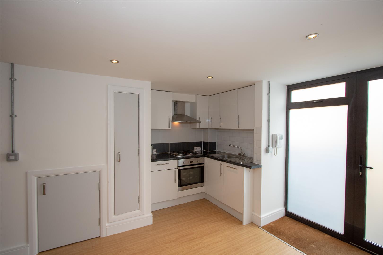 Property Image 01d8e229-5058-46f9-9168-9cc59de6a8d8