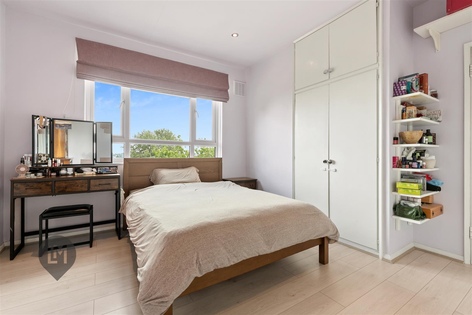 Property Image 01e60d62-0178-4770-8259-fc88a35cba4f