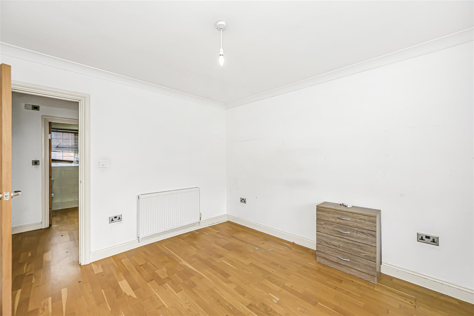 Property Image 01ed056c-57a7-4be9-85c7-2dee68e04e49
