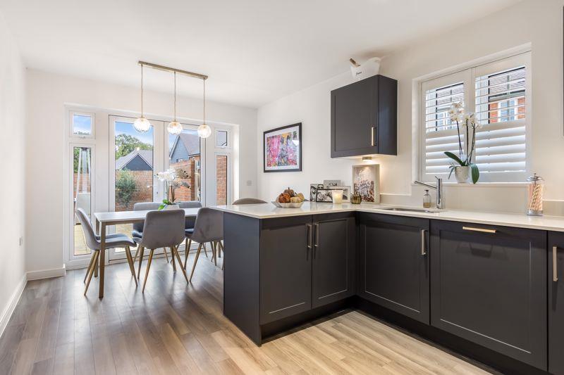 Property Image 01efce78-8e78-4ea4-8cd3-b32c88a62b3b