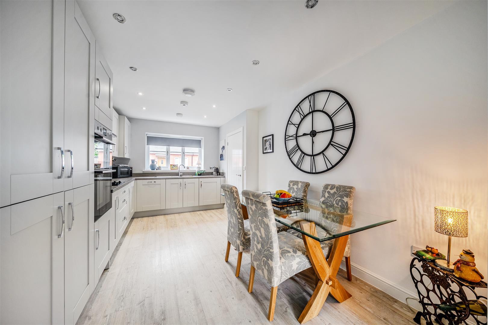 Property Image 01f09f04-a773-4e6d-8a19-d12c26bef2b1