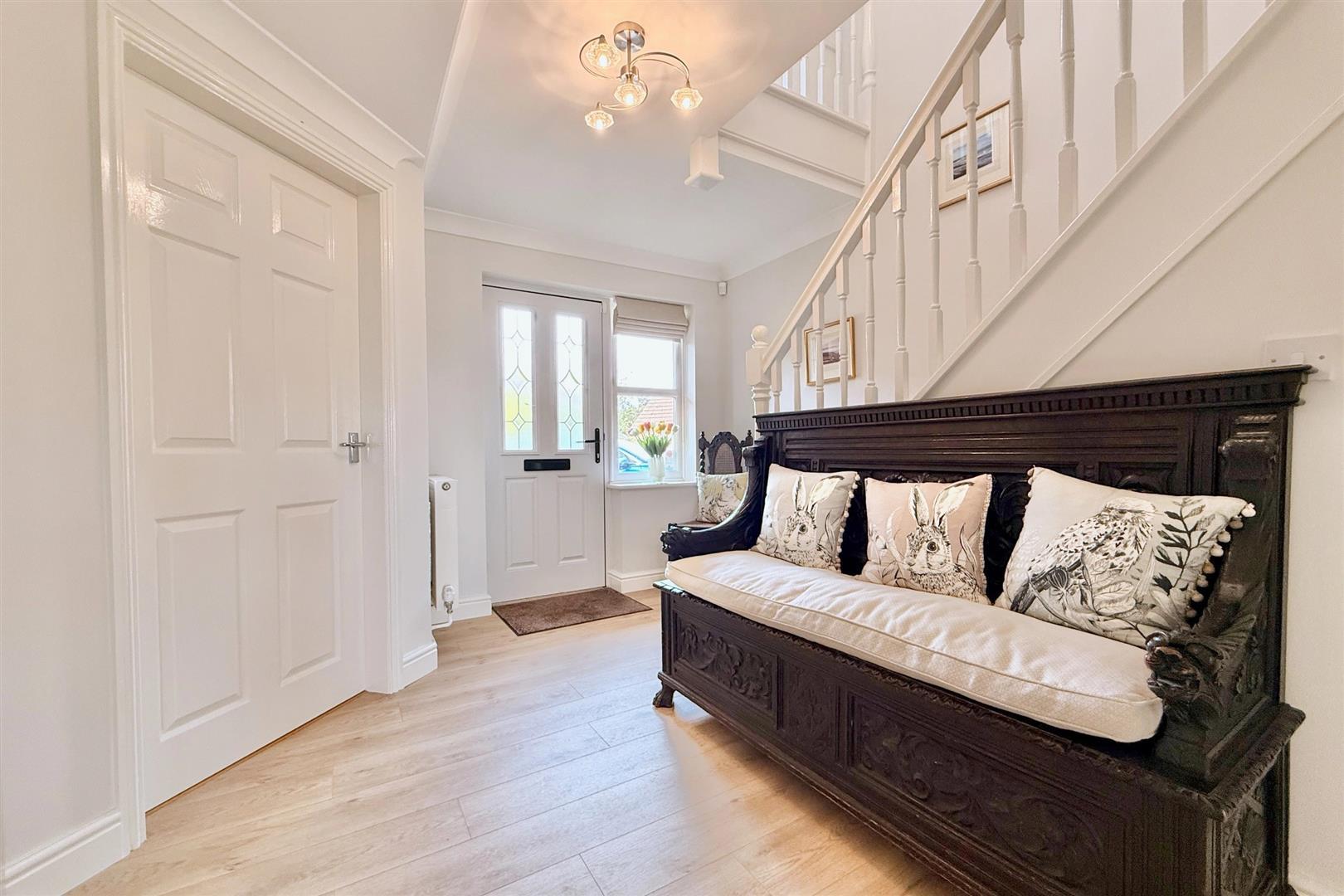 Property Image 0206cc7a-9f3d-434e-bb28-69f0f50e3c69