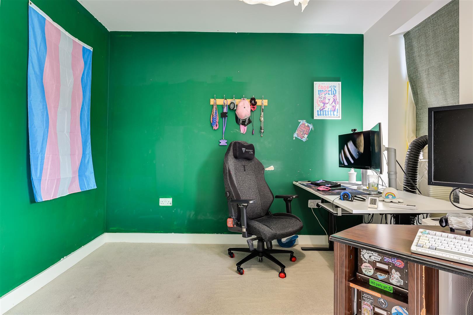 Property Image 0209987d-5c43-485f-89d3-a434ab2e74b0