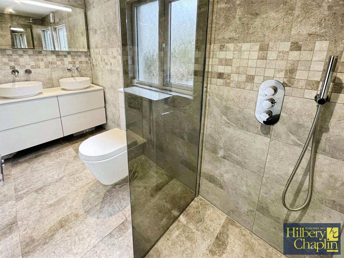 Property Image 020c878a-4a8f-49ff-96b0-5fa7c4870f40