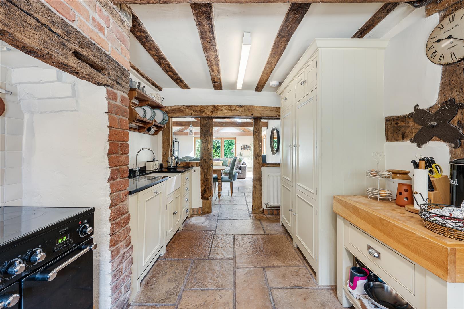 Property Image 02106145-b951-484d-94f9-a4713e70df8d