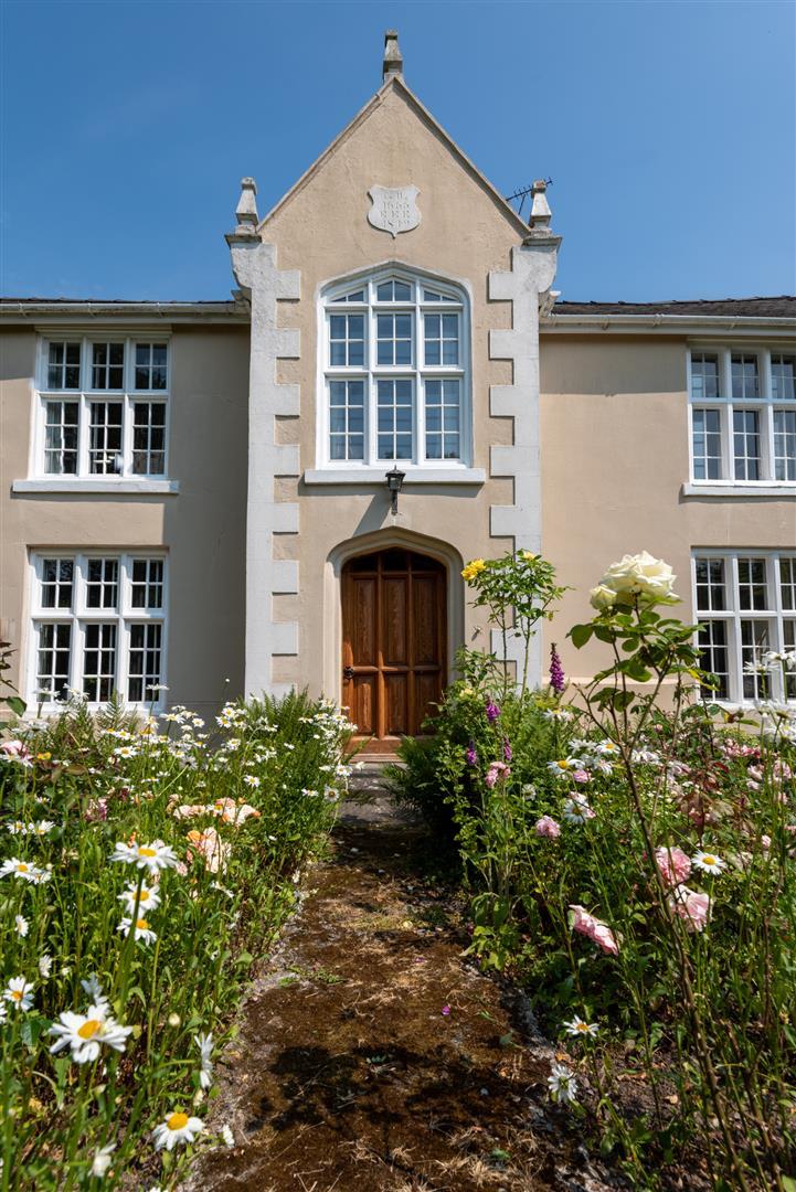 Property Image 02191818-e69e-4887-9bc9-4babc610b533