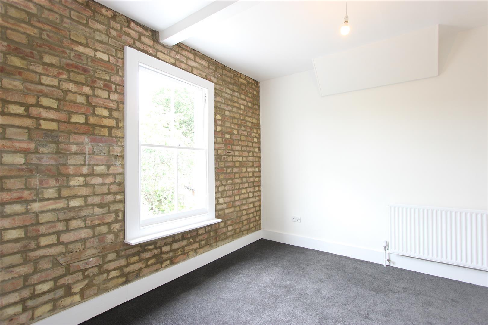 Property Image 021f1e59-450a-4592-8ba8-5f0bb516277e