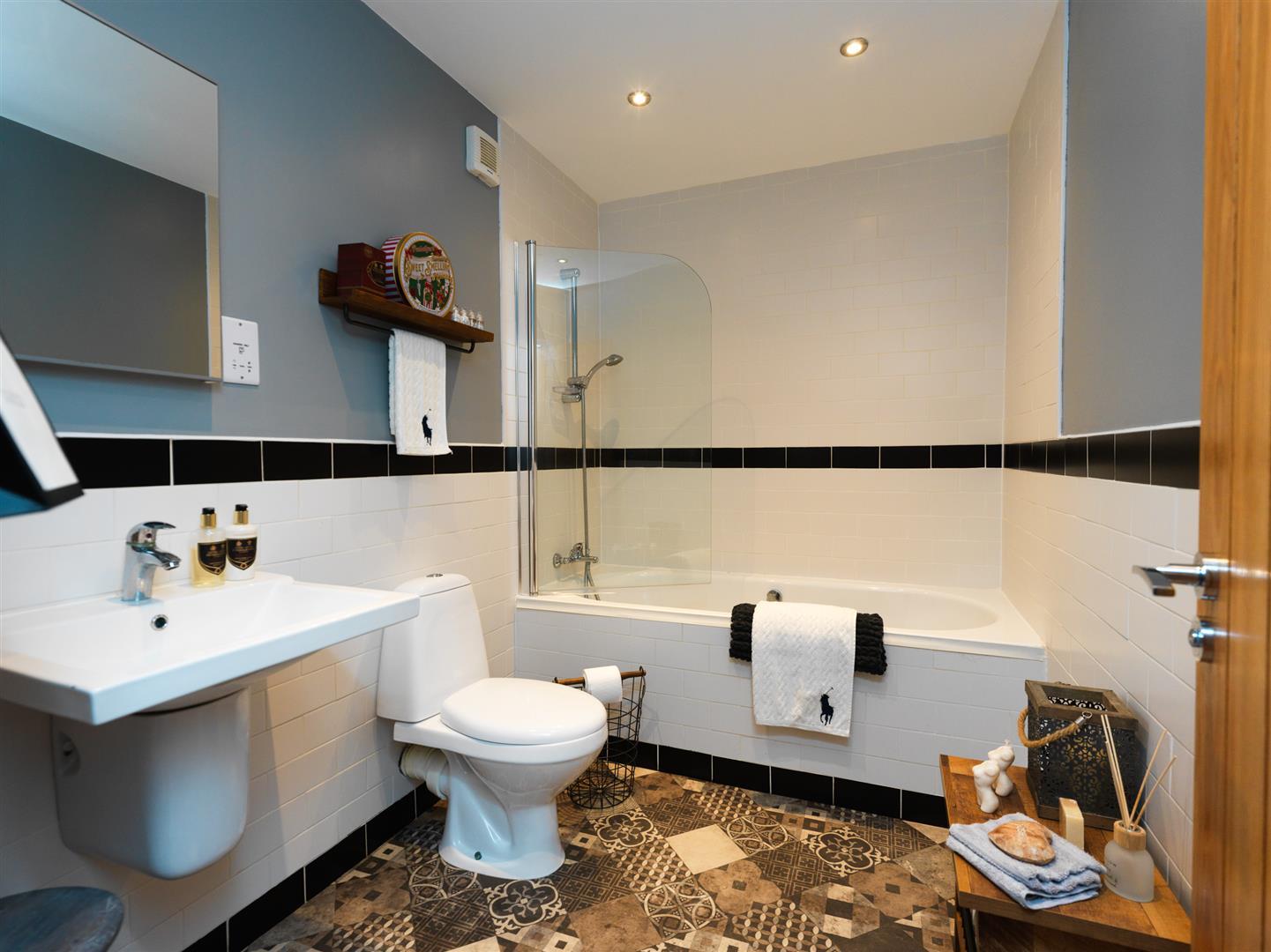 Property Image 0244785e-49a8-48dc-9c54-b3be55c78e8b