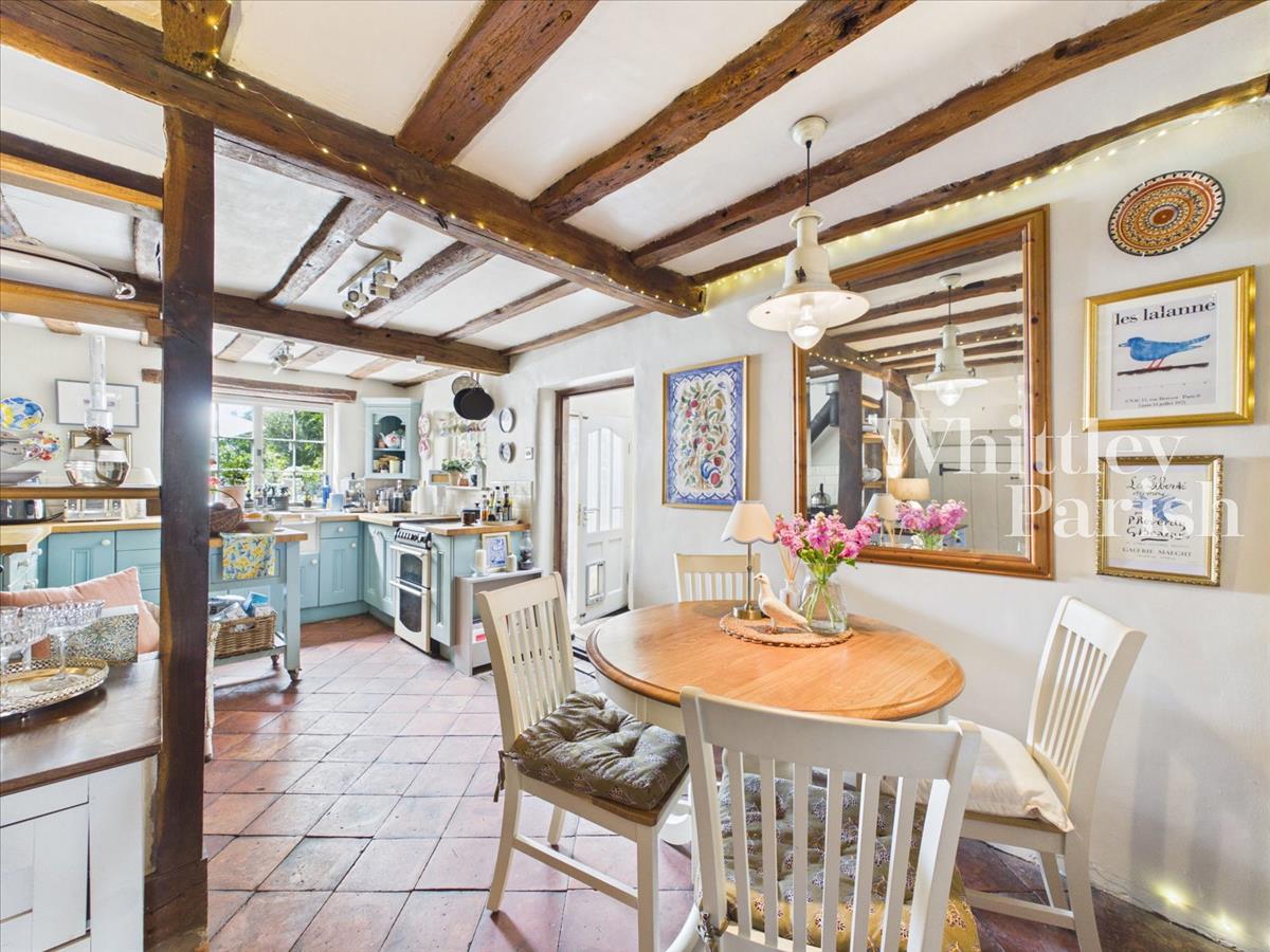 Property Image 02453687-35bd-4b01-becd-1b031002f40c
