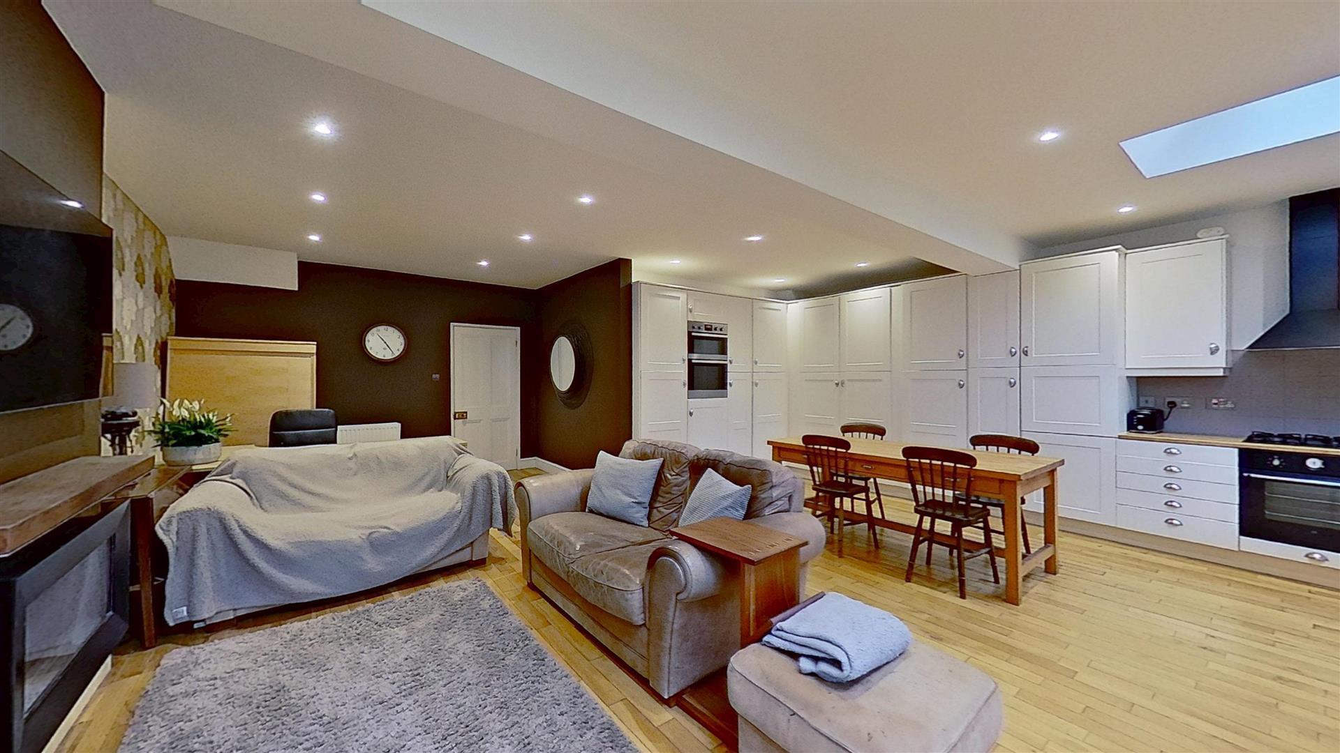 Property Image 02588bef-3c32-406d-8d4c-9662f26e4377