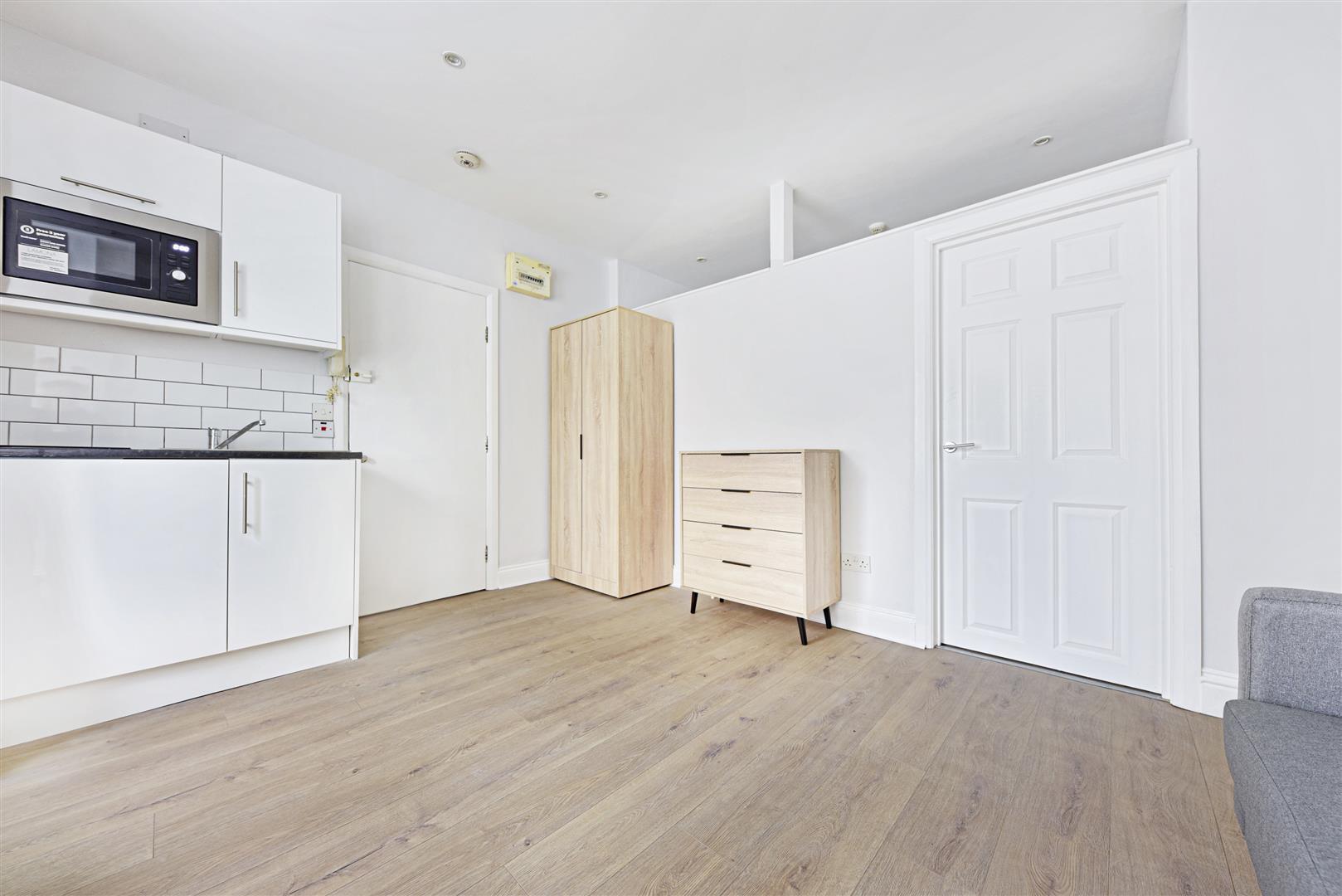 Property Image 025ad2fe-e7f5-493b-a316-b8e57260d110