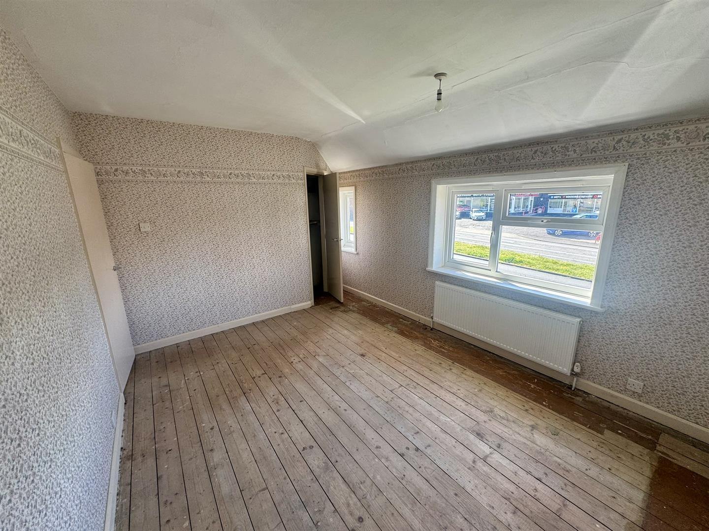 Property Image 025d1832-2052-4d23-8652-184914462a2a
