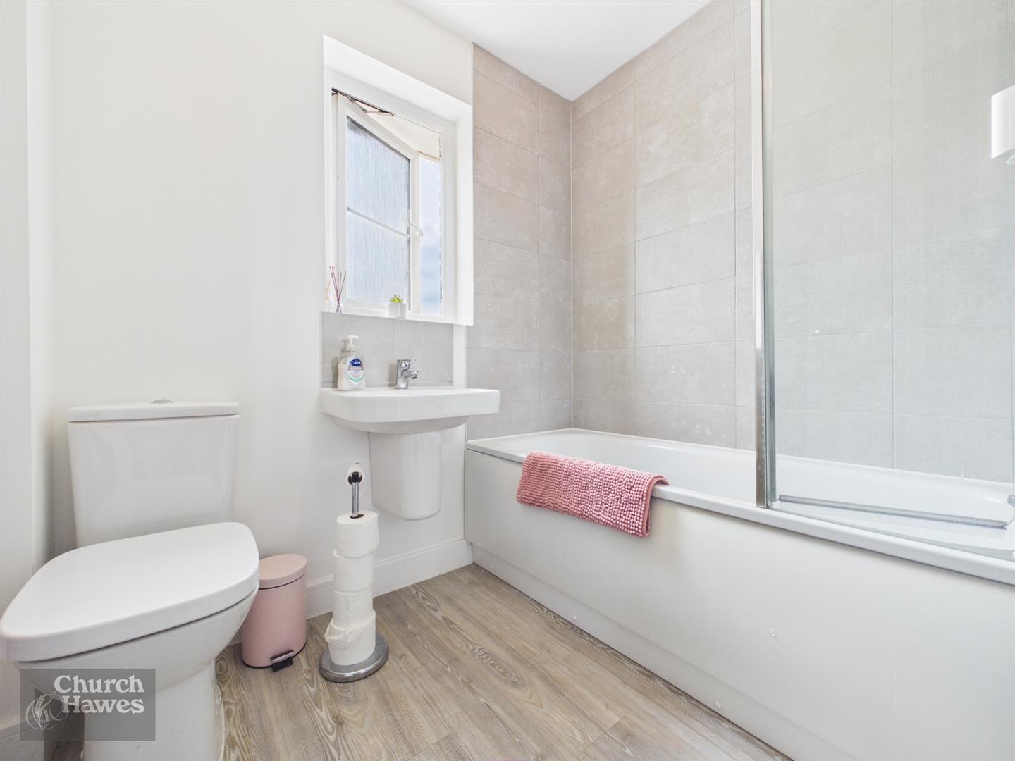 Property Image 025e7e87-2bf9-4bf0-8444-3aa48165e3e7