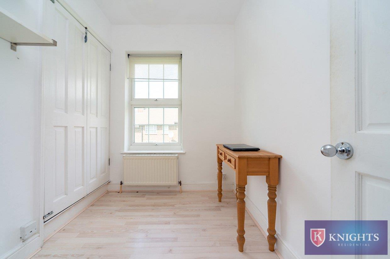 Property Image 025f16ac-23ef-4d93-85ff-048d243d2c37