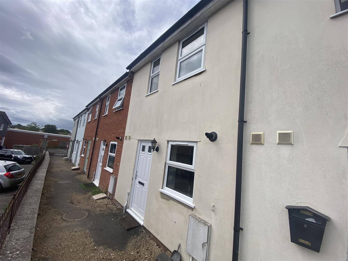 Property Image 026ca2ea-23c9-4847-99c0-27e3a1e39b79