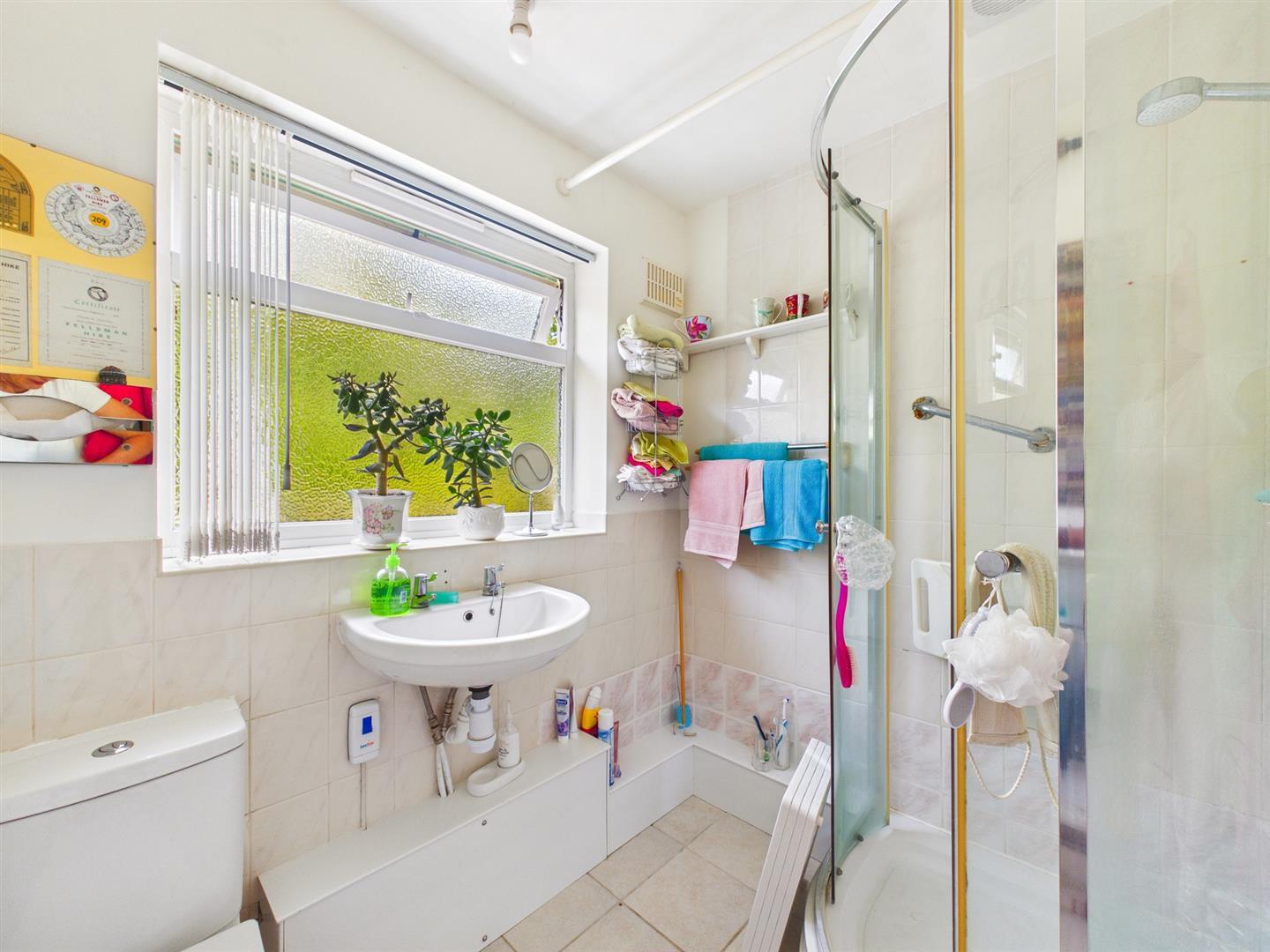 Property Image 0271f085-bec5-4f97-8f61-94993c3624d3