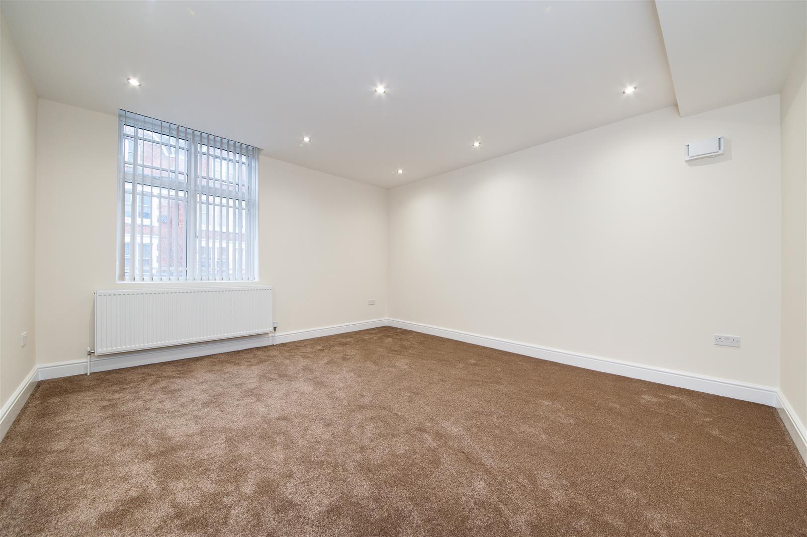 Property Image 027551cd-5c4a-44d2-98b9-eadf113d2a72