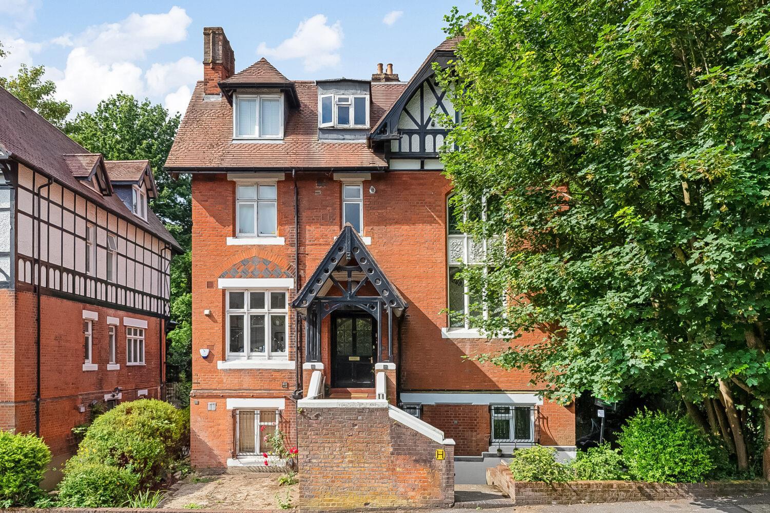 Property Image 0279e04e-e59e-4ad9-a759-80618bdc3247