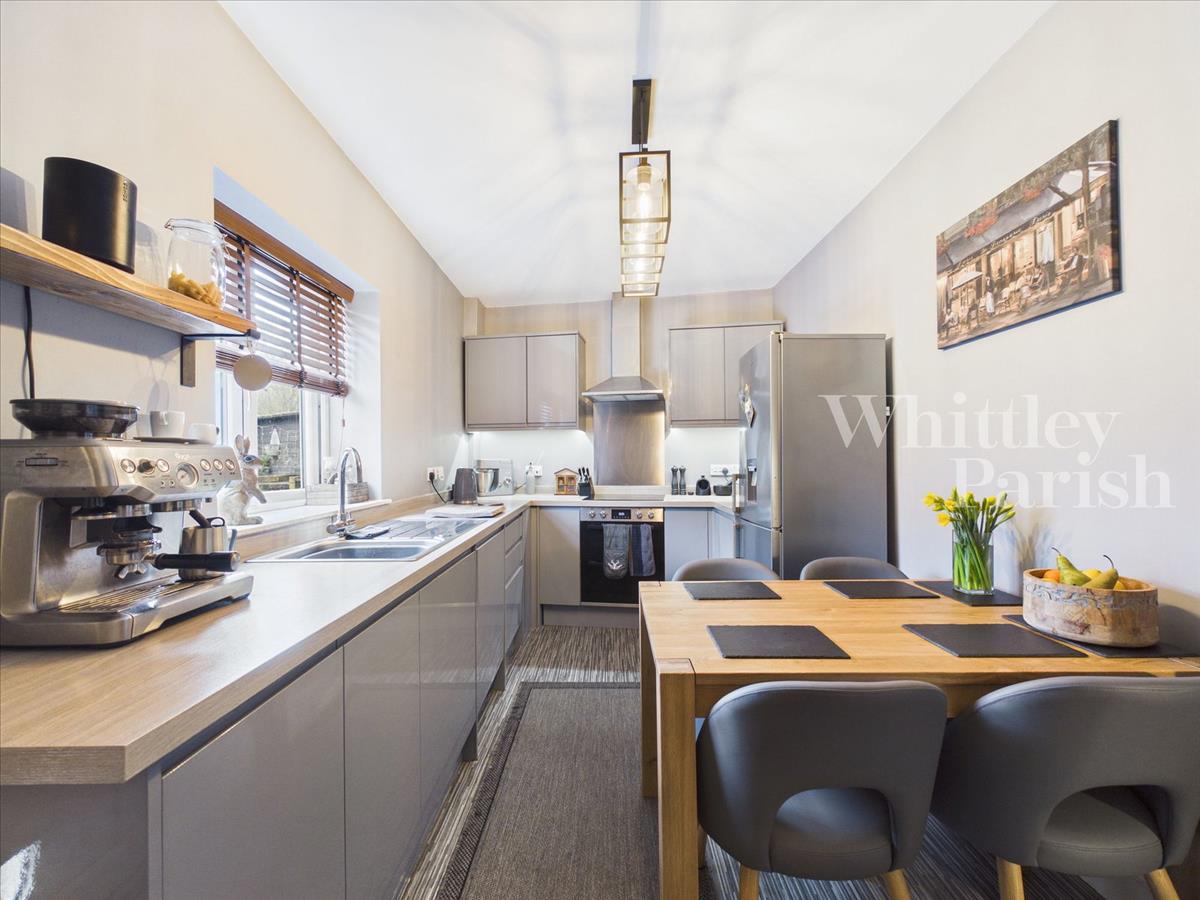 Property Image 027b71cd-3819-449b-86e2-aa158bef4878