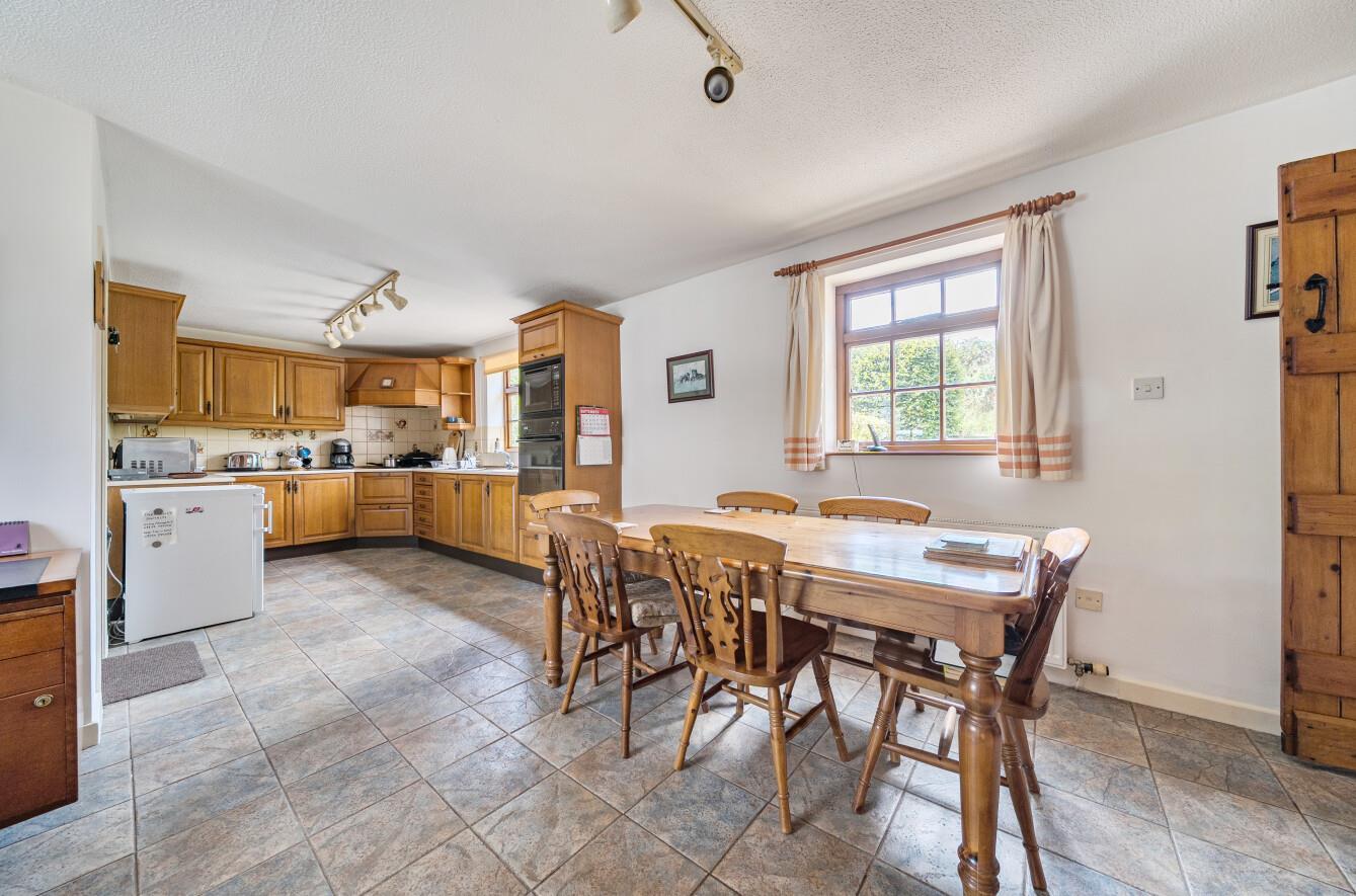 Property Image 027efc94-75c4-417b-8b80-aff04380af69