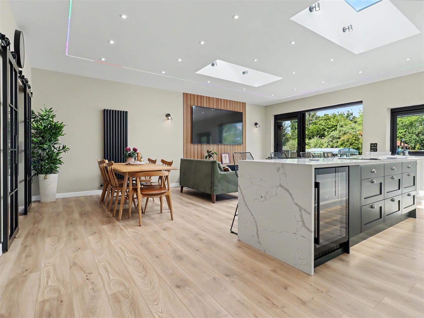 Property Image 0284c222-2ec9-4cf8-b509-f830e4497818